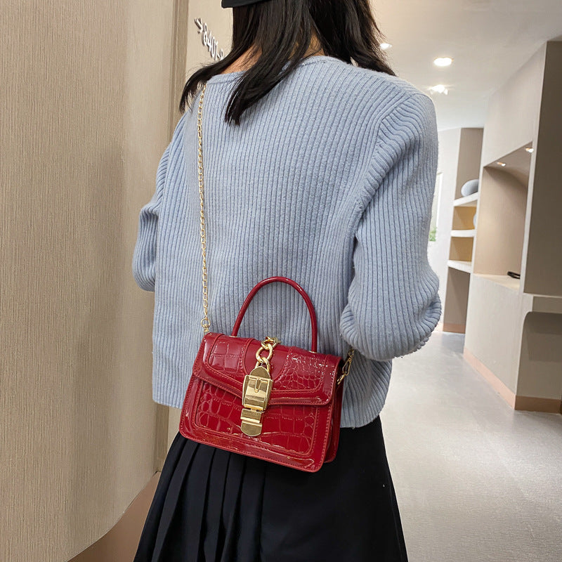 New Korean Fashion Stereotyped Messenger Female Ins One-Shoulder Chain Small Square Bag