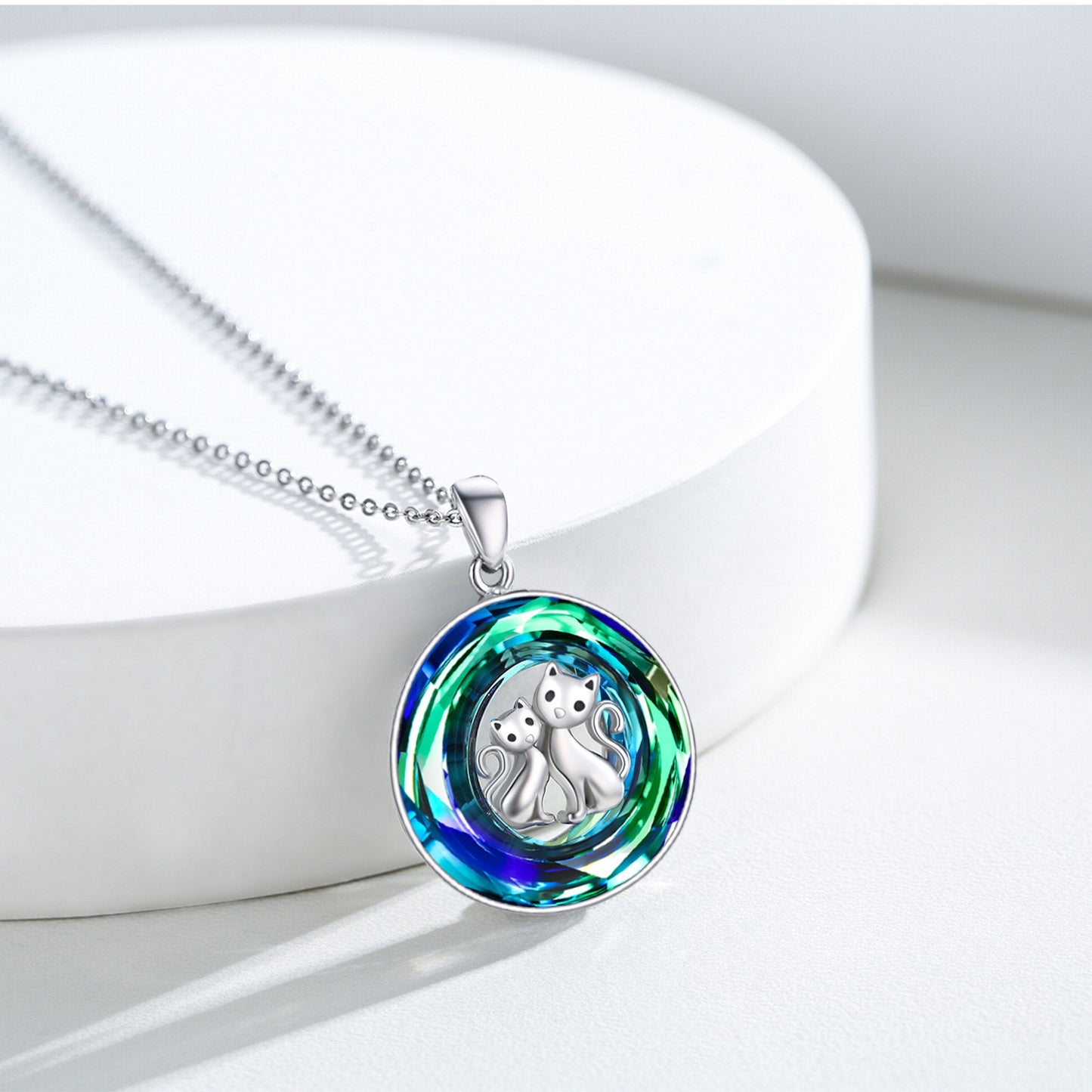 Crystal Circle Cat Pendant Necklace in 925 Sterling Silver