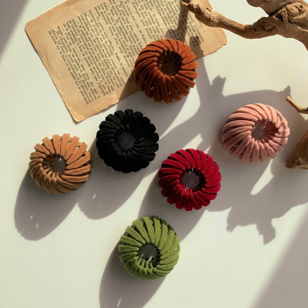 Velvet Bird's Nest Hair Tie # Pince à cheveux magique Nid d'oiseau - -   - anassiri.com